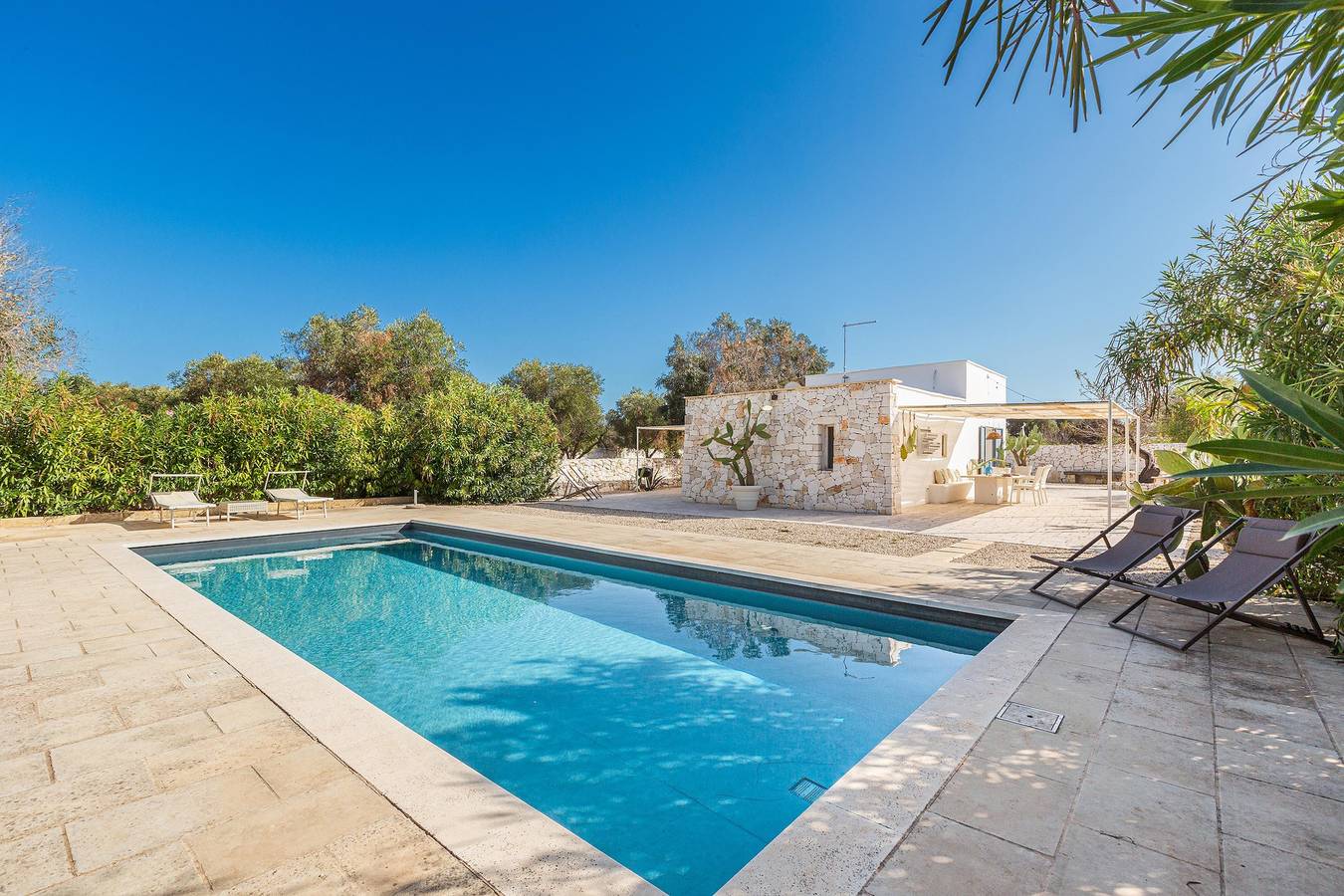 Trullo pour 3 personnes avec piscine in Carovigno, Salento