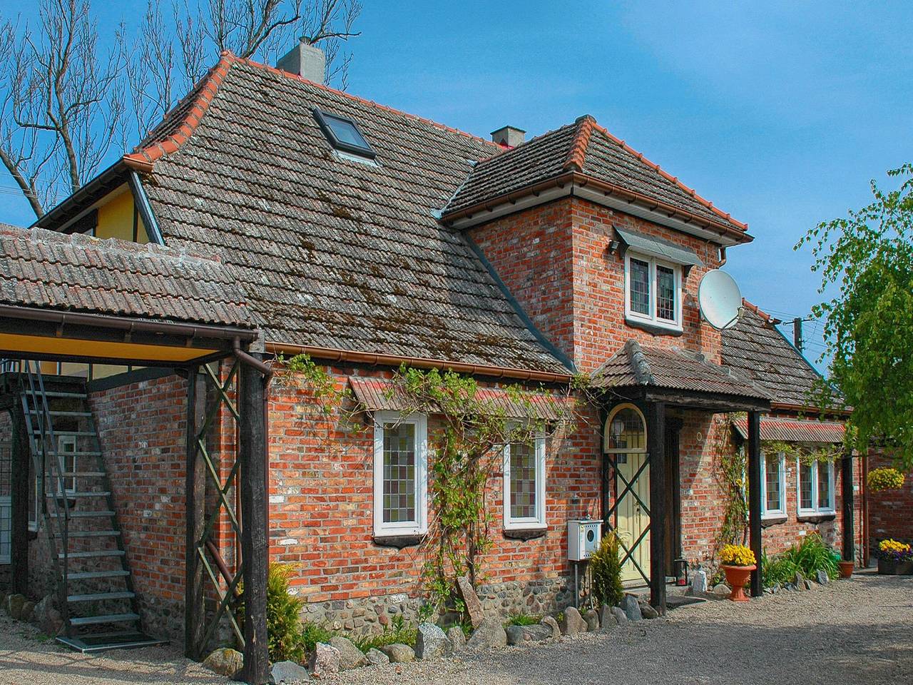 Landhaus in der Nähe des Meeres in Powiat Sławieński