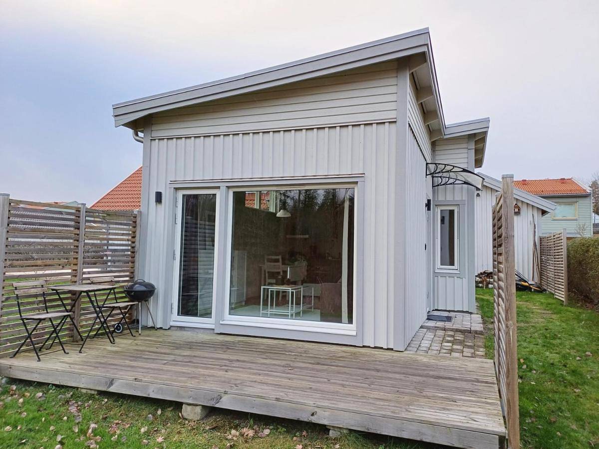 Gästhus med parkering & avskilt läge in Linköping, Östergötland