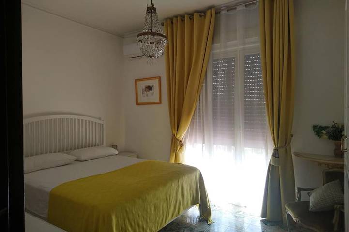 Location de vacances pour 8 personnes, avec jardin, animaux acceptés à Agnone Bagni - 4