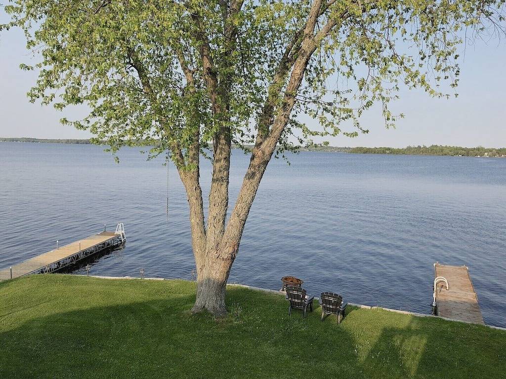 Cabin Rentals And Lodges for 6 Guests in Kawartha Lakes