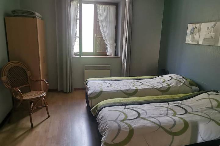 Location de vacances pour 4 personnes, avec sauna et jacuzzi ainsi que terrasse et piscine, animaux acceptés à Saint-Gervais-d'Auvergne - 3