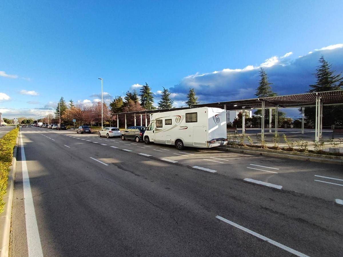 Caravan in Barajas, Madrid