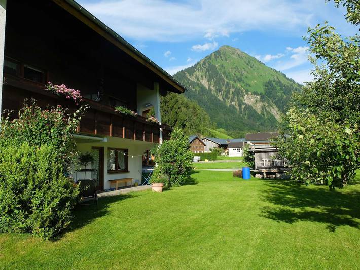 Ferienwohnung für 3 Personen, mit Balkon und Sauna sowie Ausblick, kinderfreundlich in Schoppernau - 4
