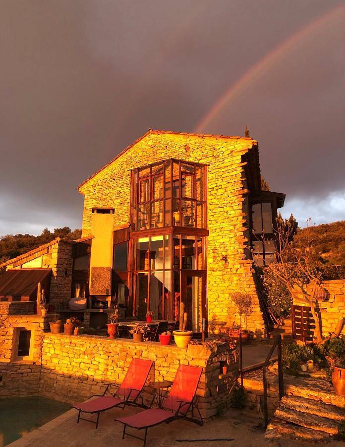 Chalet para 6 personas, con jardín además de vistas y piscina - 1