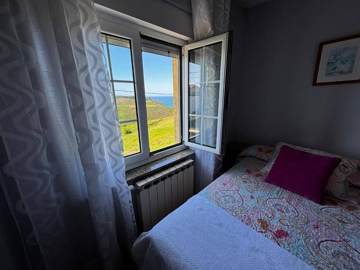 Casa rural para 6 personas, con jardín y vistas, Se admiten mascotas en Gozón