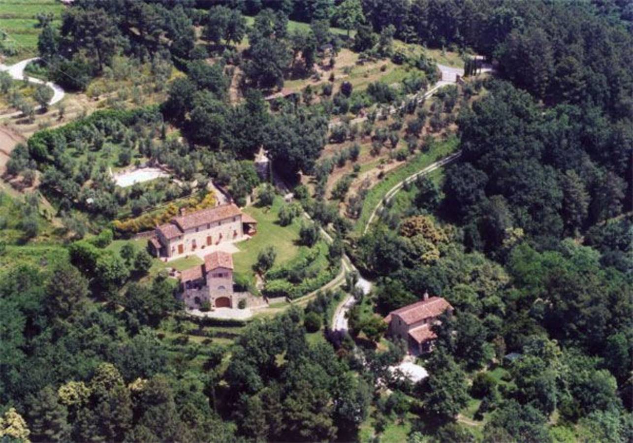 Ferme pour 5 personnes avec piscine in Buggiano, Province de Pistoia