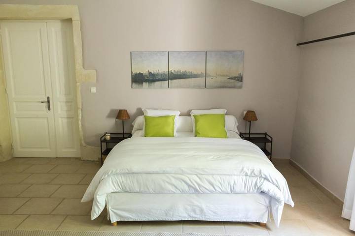 Maison d’hôte pour 3 personnes, avec jardin ainsi que piscine et vue, adapté aux familles