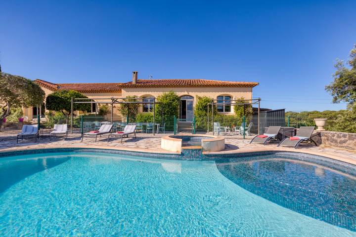 Maison de vacances pour 13 personnes, avec Jardin à Portiragnes