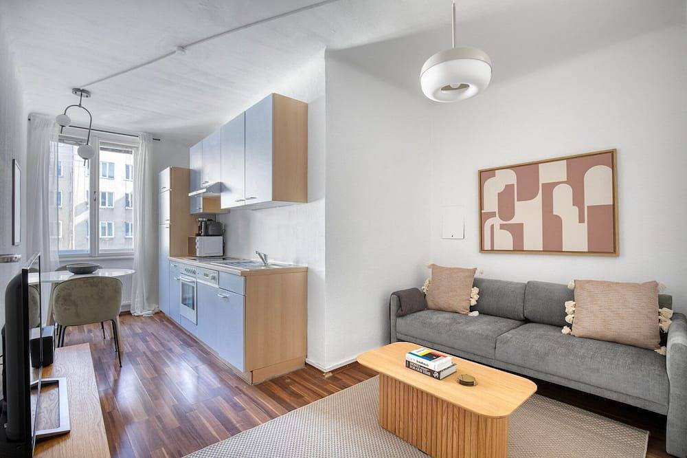 Ganze Wohnung, Dreamy Innere Stadt 1Br w/ Elevator, Furnished, by Blueground in Wien Innenstadt, Wien