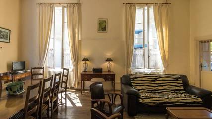 Château pour 12 Personnes dans Chalais (Aquitaine), Périgord Vert, Photo 4