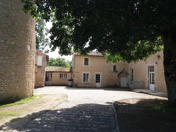 Location de vacances pour 4 personnes à Ayron