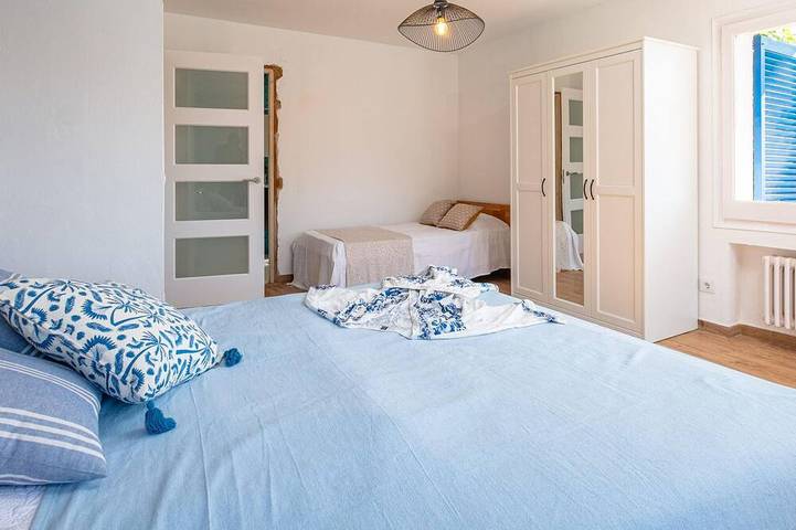 Location de vacances pour 9 personnes, avec jardin à Vall-llobrega - 4