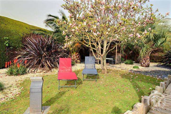 Gîte pour 7 personnes, avec jardin et terrasse à Ploubazlanec - 4