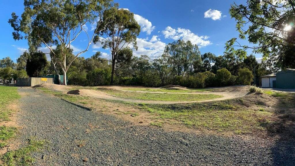 Moama Riverfront Escape: Pool, Fun + Space for Everyone! in Moama, New South Wales