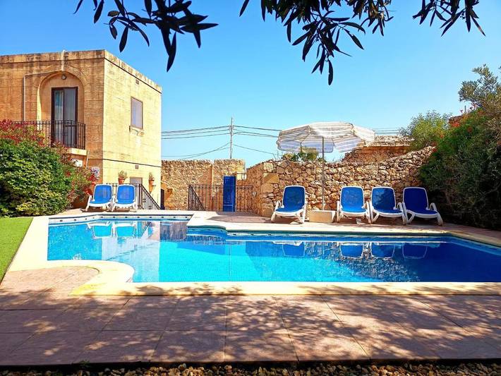 Chalet para 8 personas, con piscina además de vistas y jardín, Se admiten mascotas - 1