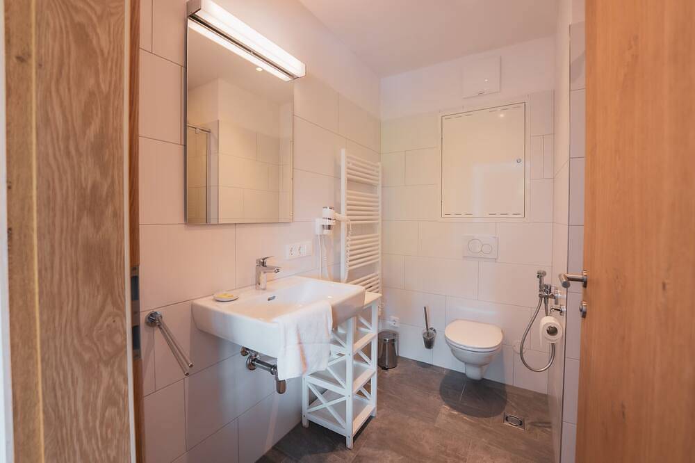 Ganze Wohnung, Sr, Top 4 - Ap. 87m² mit 2 Sz, Terrasse 50m² in Zell am See, Pinzgau