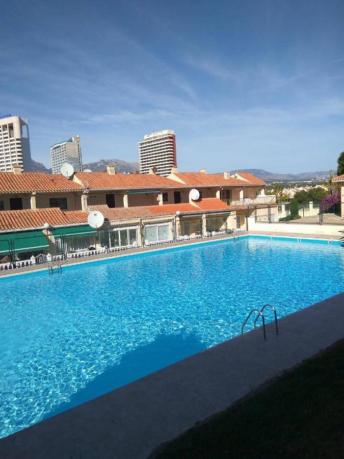 Maison d’hôte pour 2 personnes, avec terrasse ainsi que jardin et piscine à Benidorm - 2
