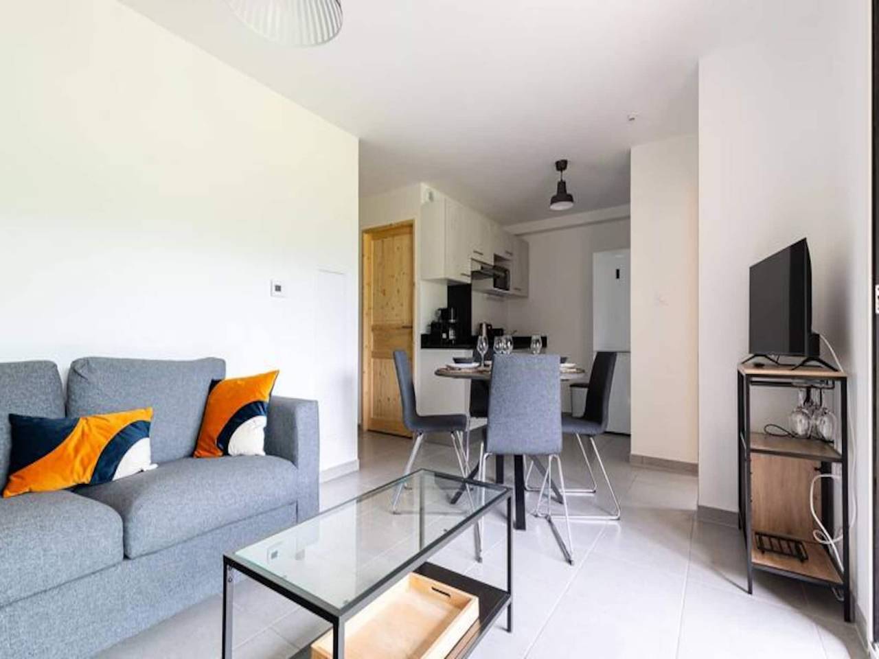 Ganze Wohnung, Wohnung in Génos in der Nähe des Sees Loudenvielle in Génos, Französische Pyrenäen