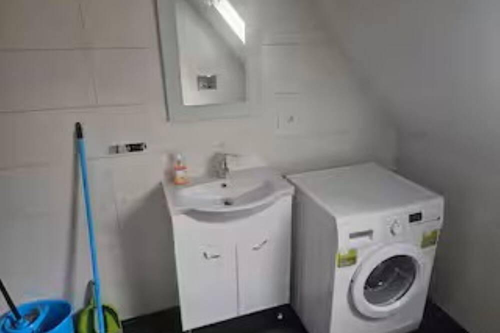 Ganze Wohnung, Ferienwohnung/App. für 3 Gäste mit 72m² in Leuna in Leuna, Saale-Unstrut