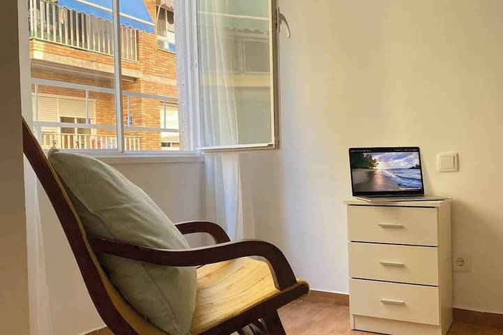 Location de vacances pour 4 personnes, avec balcon à Alicante