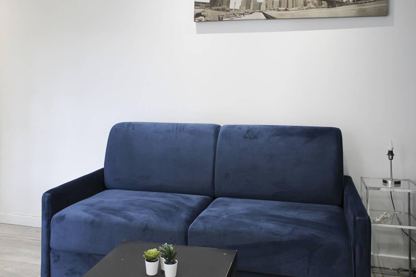 Ganzes Studio, Nice studio with Wifi 10 min walk from Paris in Clichy, Hauts-de-Seine