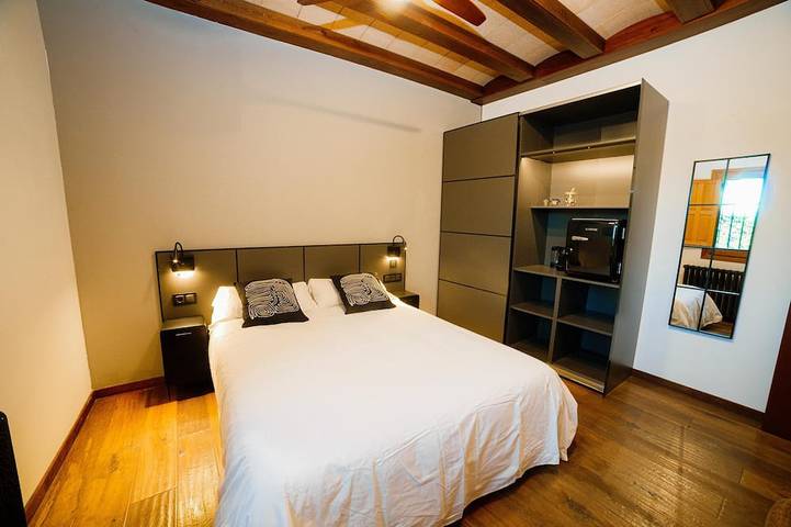 Suite Airport 2 (private bathroom) a 8 minutos  en coche del aeropuerto in El Prat de Llobregat, Bajo Llobregat