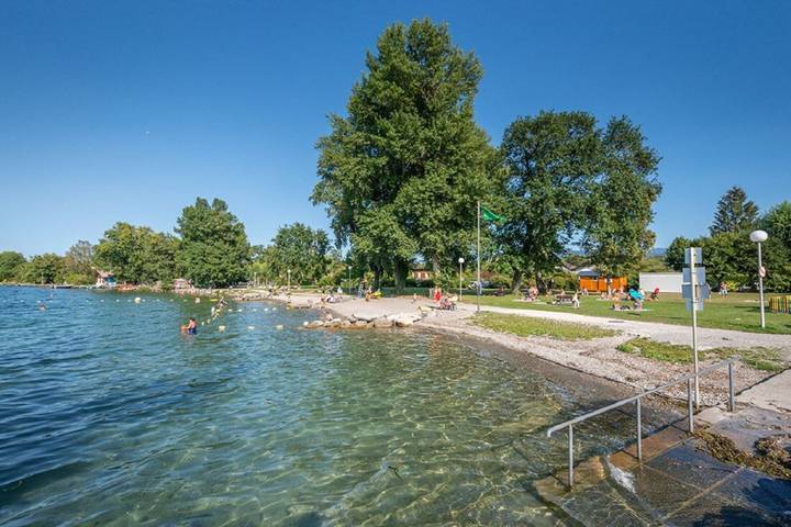 Camping für 4 Personen, mit Garten, kinderfreundlich in Rhone-Alpes - 2
