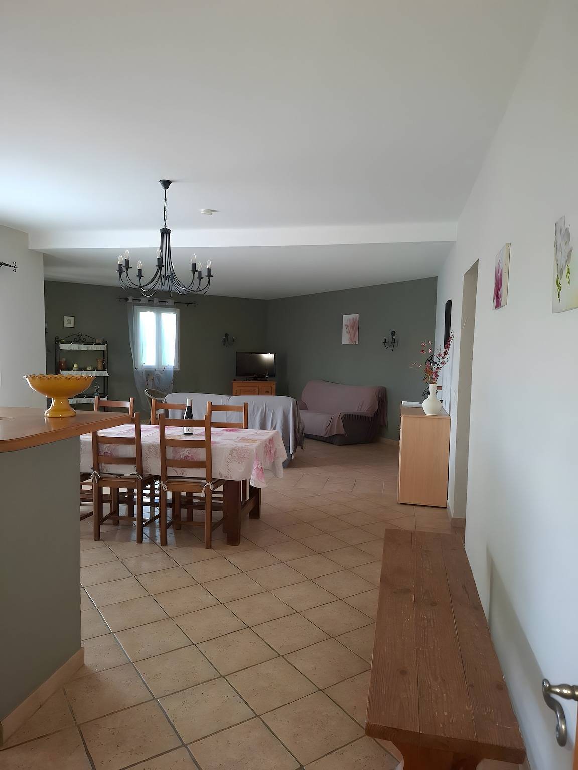 Maison 'Le Clos Du Petit Parrot' : Vue Montagne, Wi-Fi, Climatisation in Vaison-la-Romaine, Parc naturel régional du Mont-Ventoux