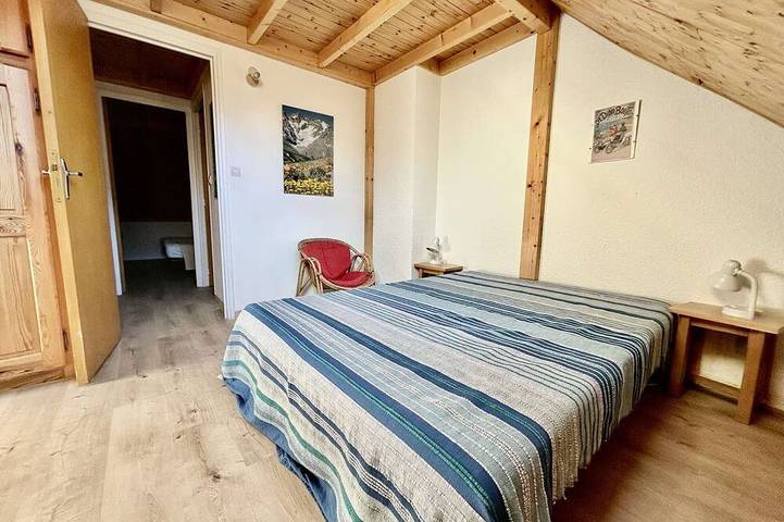 Gîte pour 7 personnes, avec balcon dans Les Grands Bains Du Monetier - 2