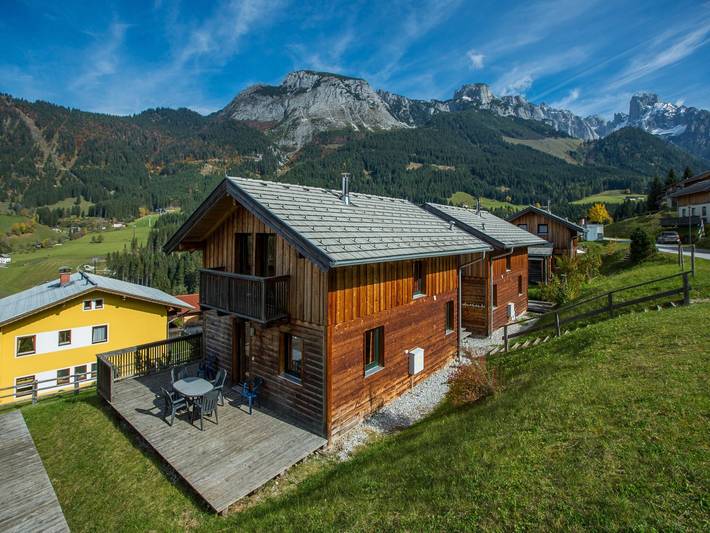 Chalet für 8 Personen, mit Sauna und Terrasse sowie Pool - 1