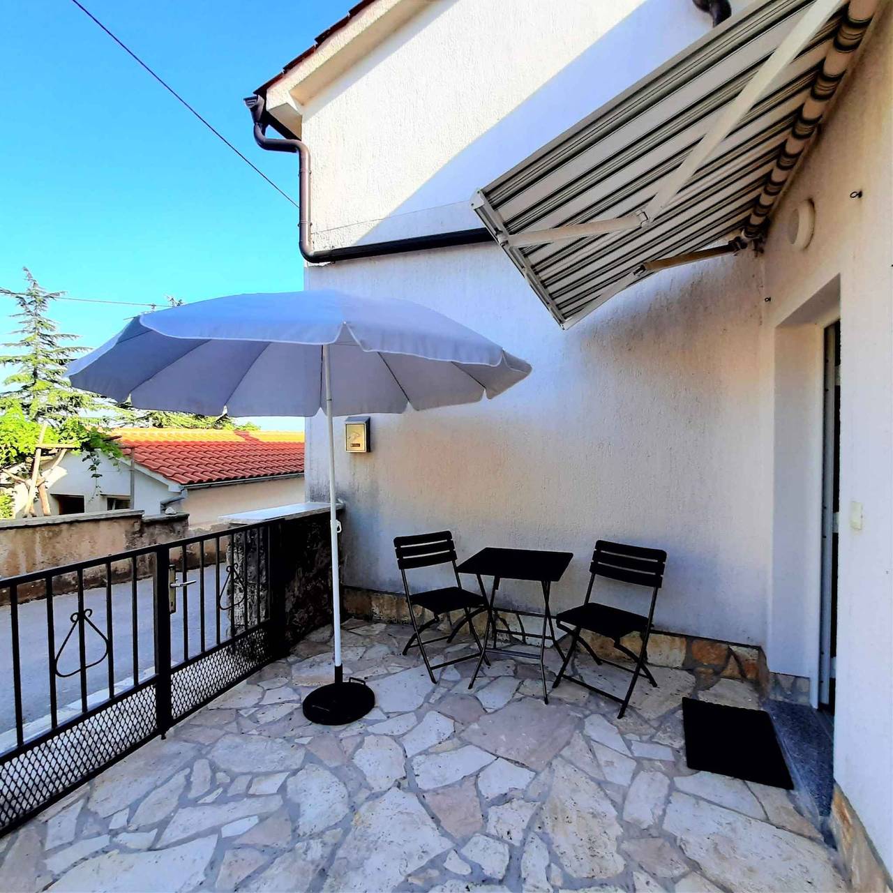 Ferienhaus mit Swimmingpool und Grillterrasse in Krk Stadt, Krk