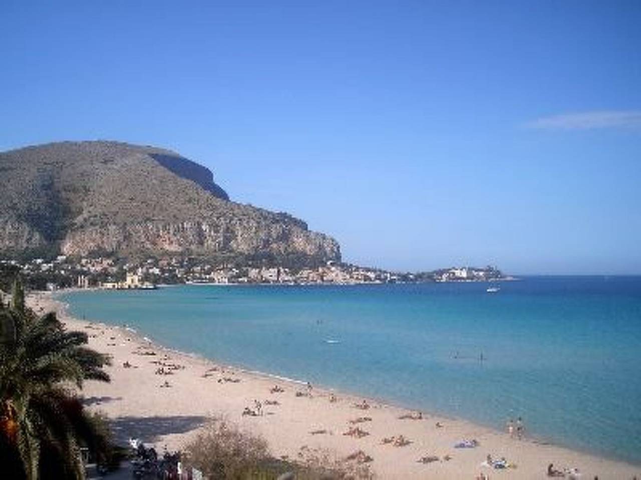 Apartamento entero, Wohnung in Jugendstilvilla in Playa Mondello, Palermo