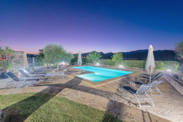 Chalet para 10 personas, con piscina además de terraza y jardín en Mallorca - 4