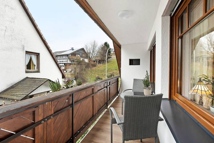 Ferienwohnung für 8 Personen, mit Balkon in Schmallenberg - 4