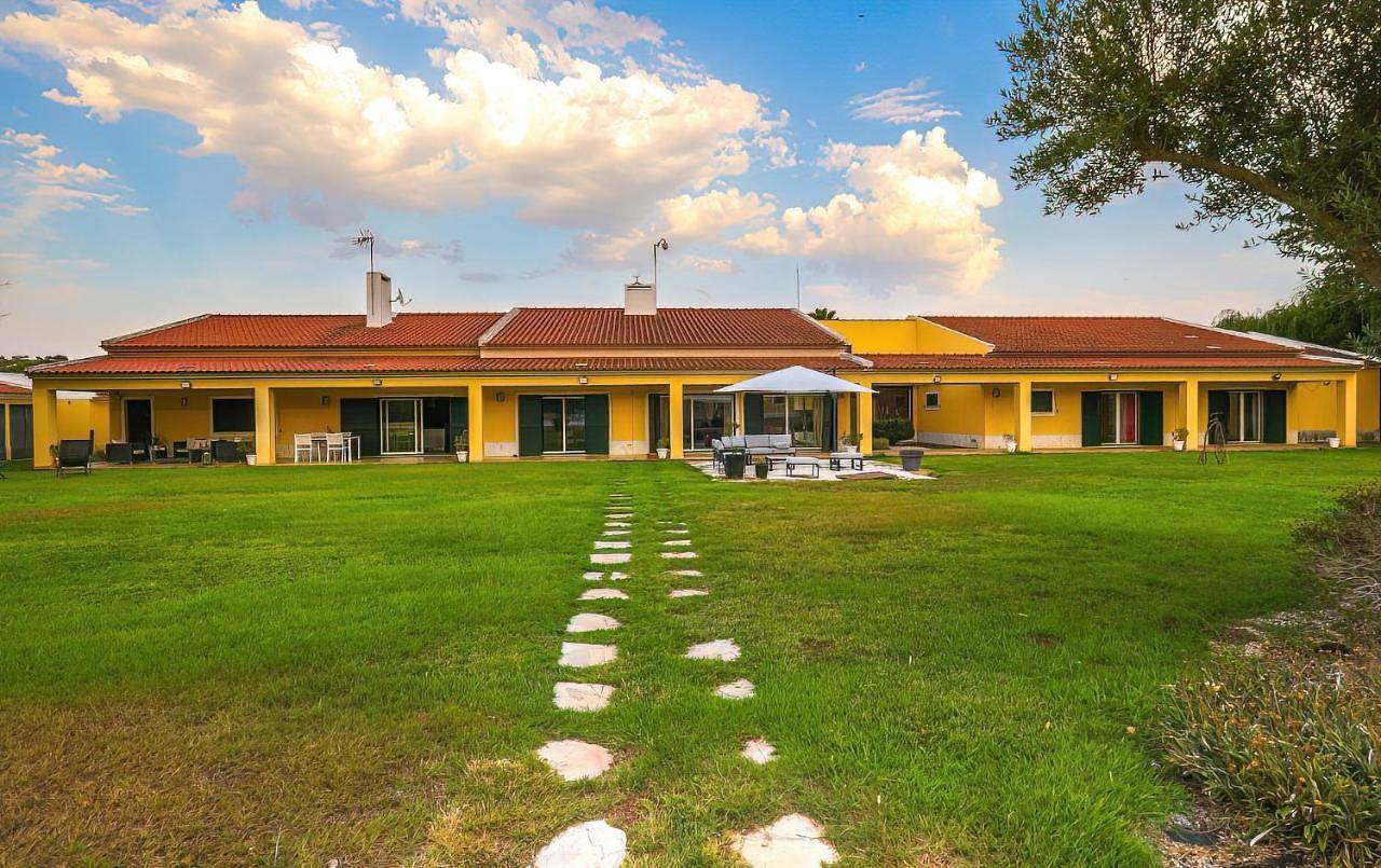 Villa with Private Pool in Elvas, Distrito de Portalegre