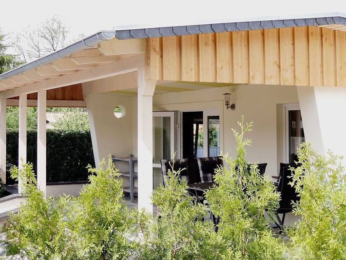 Bungalow für 2 Personen, mit Garten und Terrasse in Mecklenburgische Seenplatte - 4