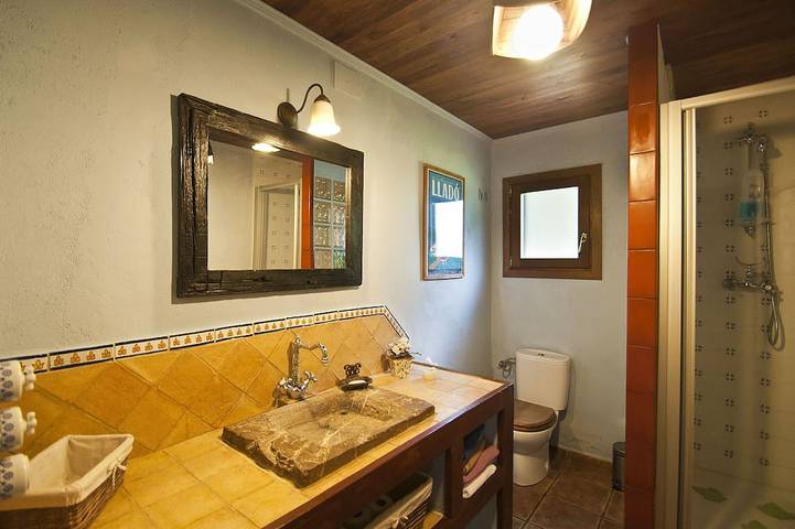 Piscina Privada , WIFI Gratuito, Ideal Para Familias, Animales,  Naturaleza in Cistella, Alt Empordà