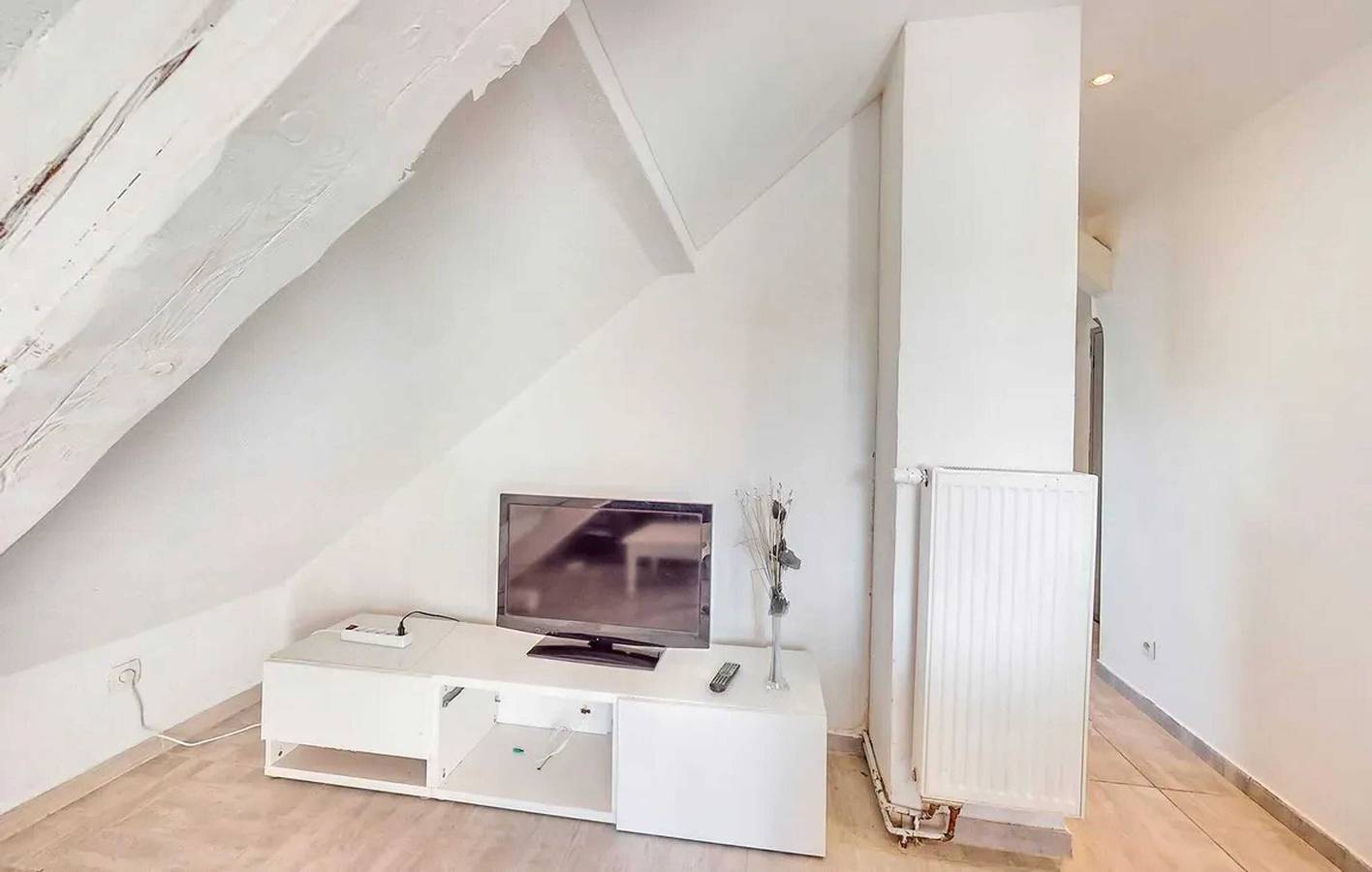 Entire apartment, Charming Apartment with Garden in Schiltigheim, 30 m² in Schiltigheim, Strasbourg region