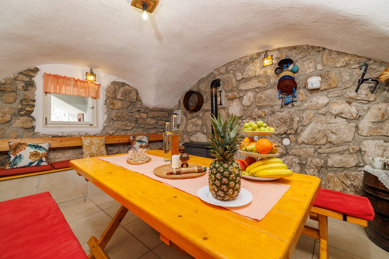 House Bozica with sauna and pool in Tribalj, Primorje-Gorski Kotar