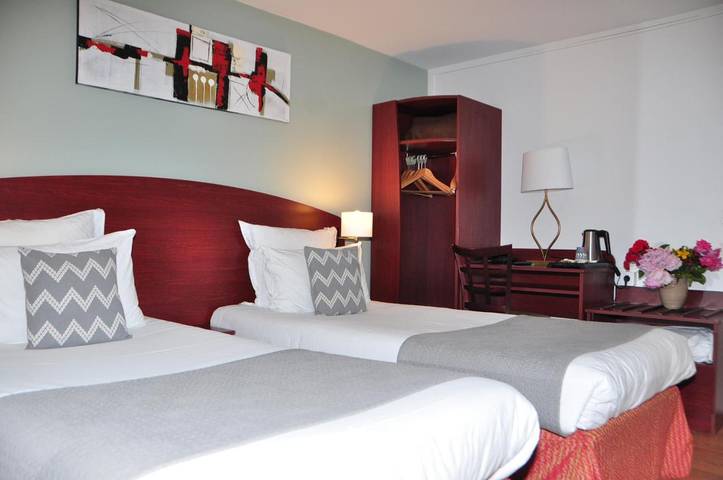 Hôtel pour 2 personnes, avec terrasse et jardin, animaux acceptés à Cachan - 4