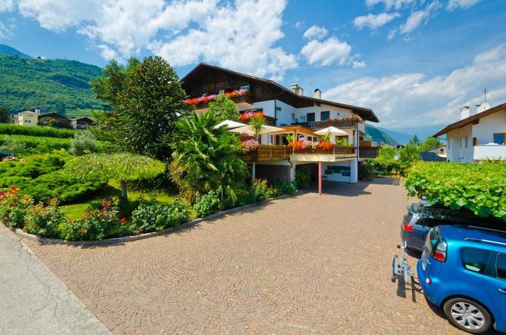 Ferienhaus, mit Balkon und Terrasse sowie Garten und Pool in Nals - 2