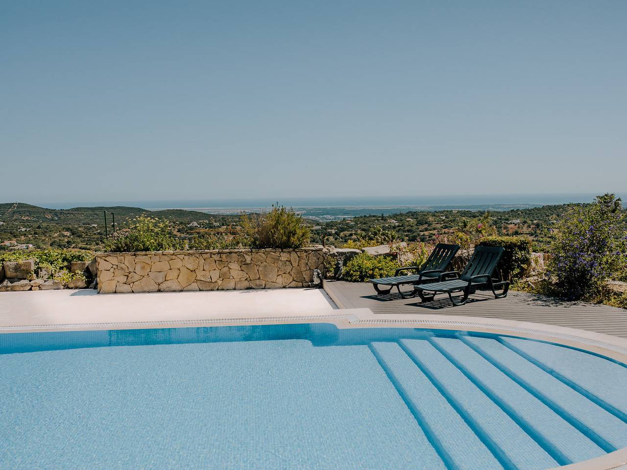 Villa with pool and panoramic view in Santa Bárbara de Nexe, Faro