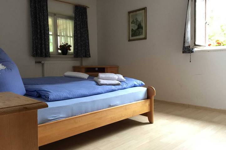 Ferienwohnung für 6 Personen, mit Garten und Pool sowie Balkon, mit Haustier in Gmund - 2