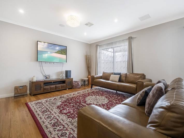 Holiday apartment for 9 people in Perth