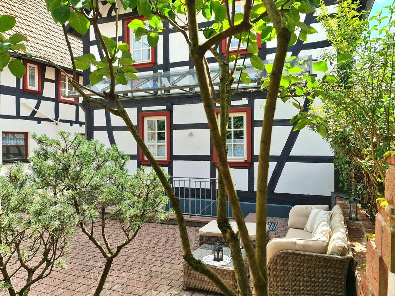 Ganze Ferienwohnung, Avahome Kandel - Avahome 3 Kandel - Badewanne, Boxspringbett, Wlan in Kandel, Rheinebene