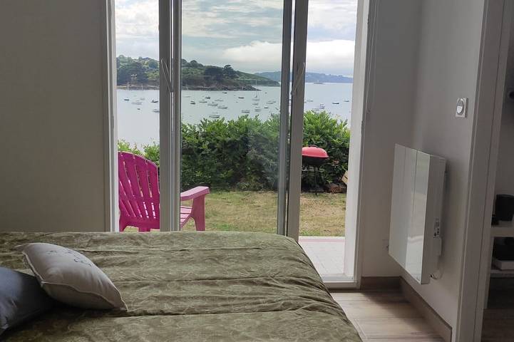 Location de vacances pour 4 personnes, avec terrasse et jardin dans Térénez - 4