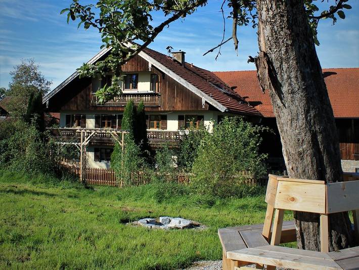 Ferienhaus für 3 Personen, mit Balkon und Balkon/Terrasse sowie Terrasse und Garten im Tölzer Land - 2