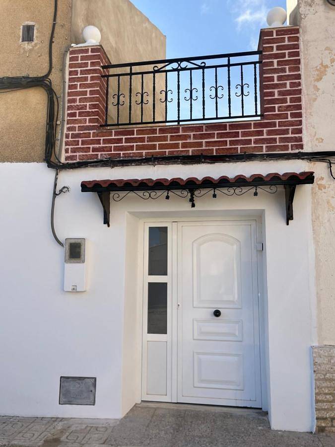 Casa rural para 10 personas, con vistas y terraza en Alcalá del Júcar