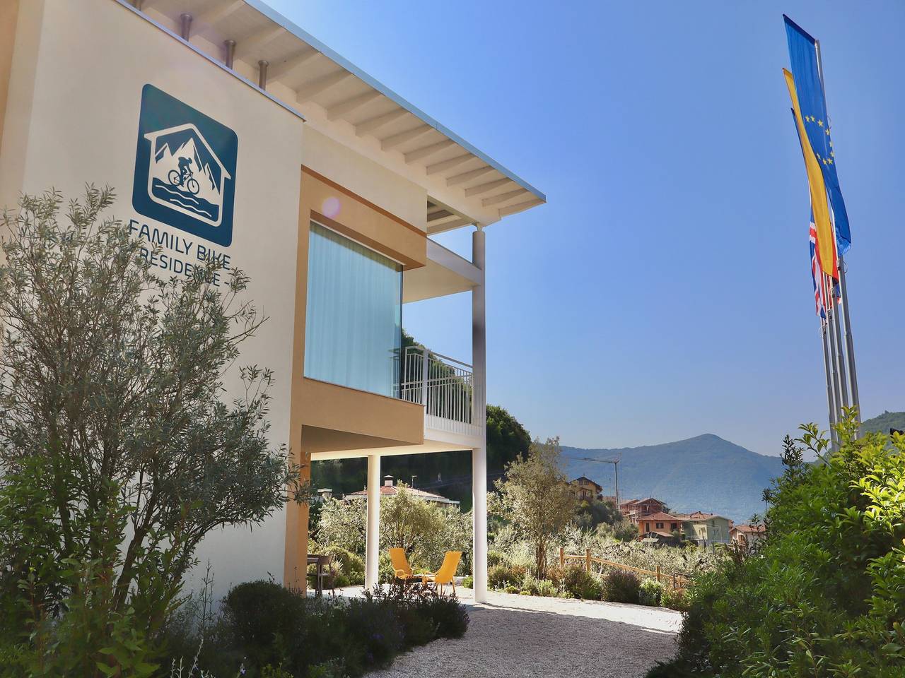In einer klimatisierten Wohnung mit Terrasse in Marone, Gemeinde Marone